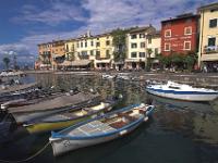 Hafenbecken in Lazise